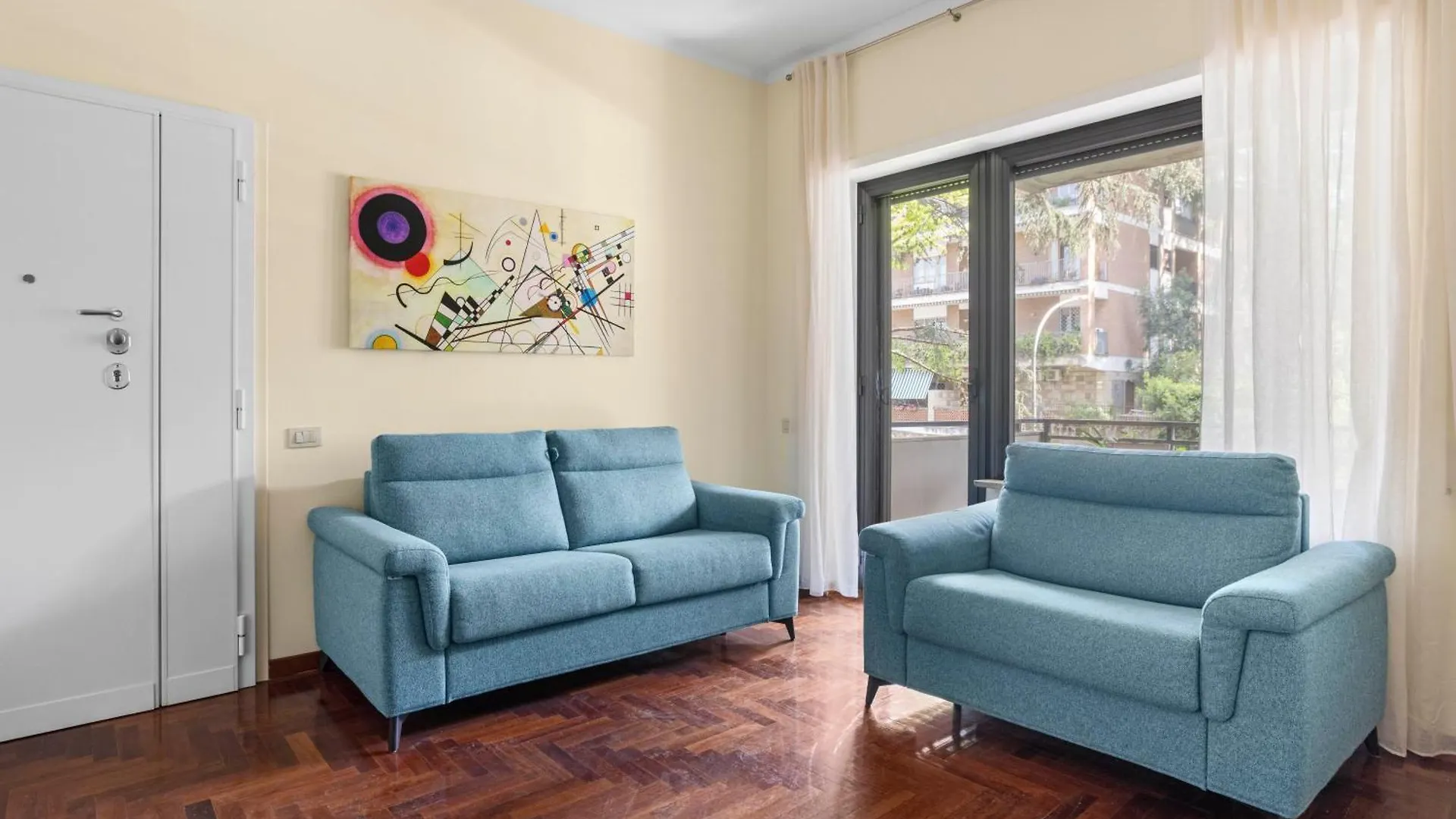 Terrace Apartment In Balduina - Near St Peter contacts