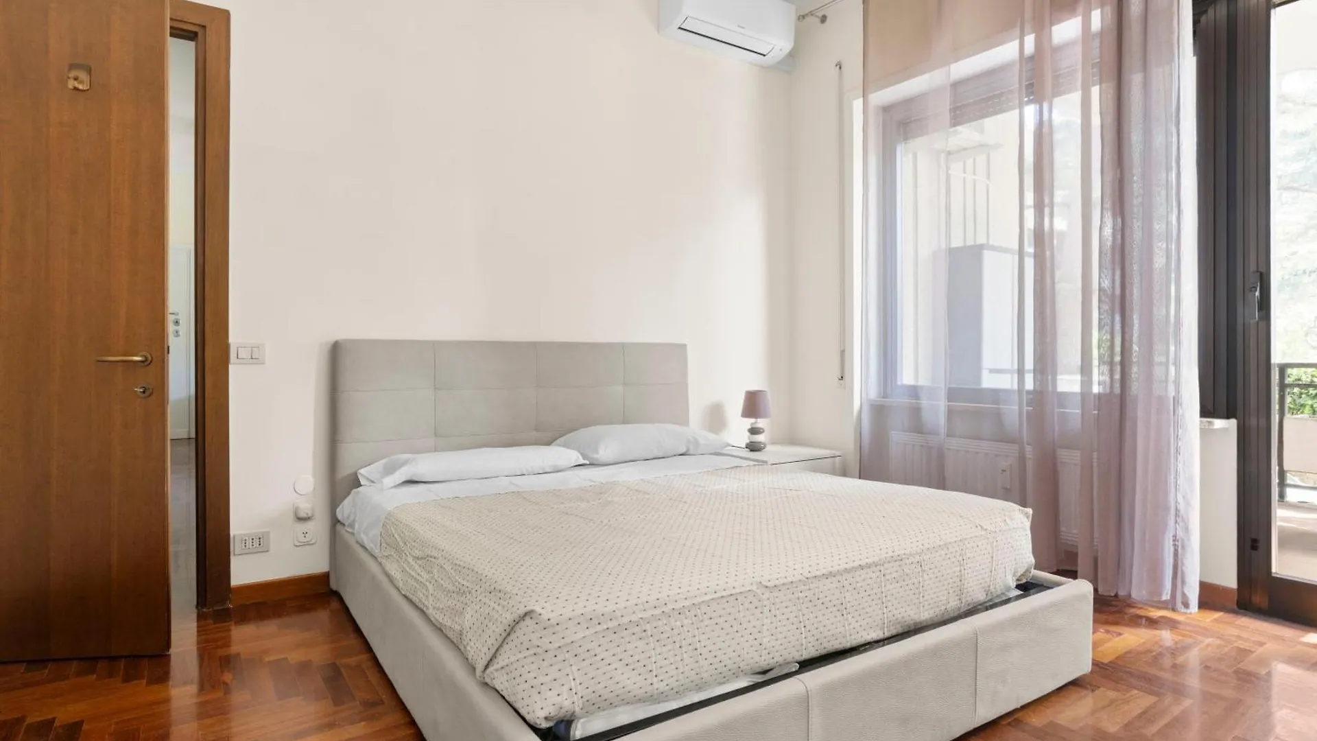 Terrace Apartment In Balduina - Near St Peter Rome